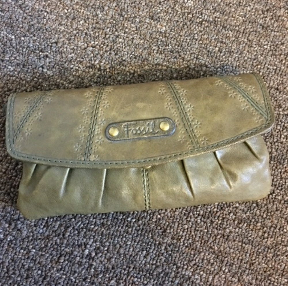 🆕 Fossil Wallet & Card Holder